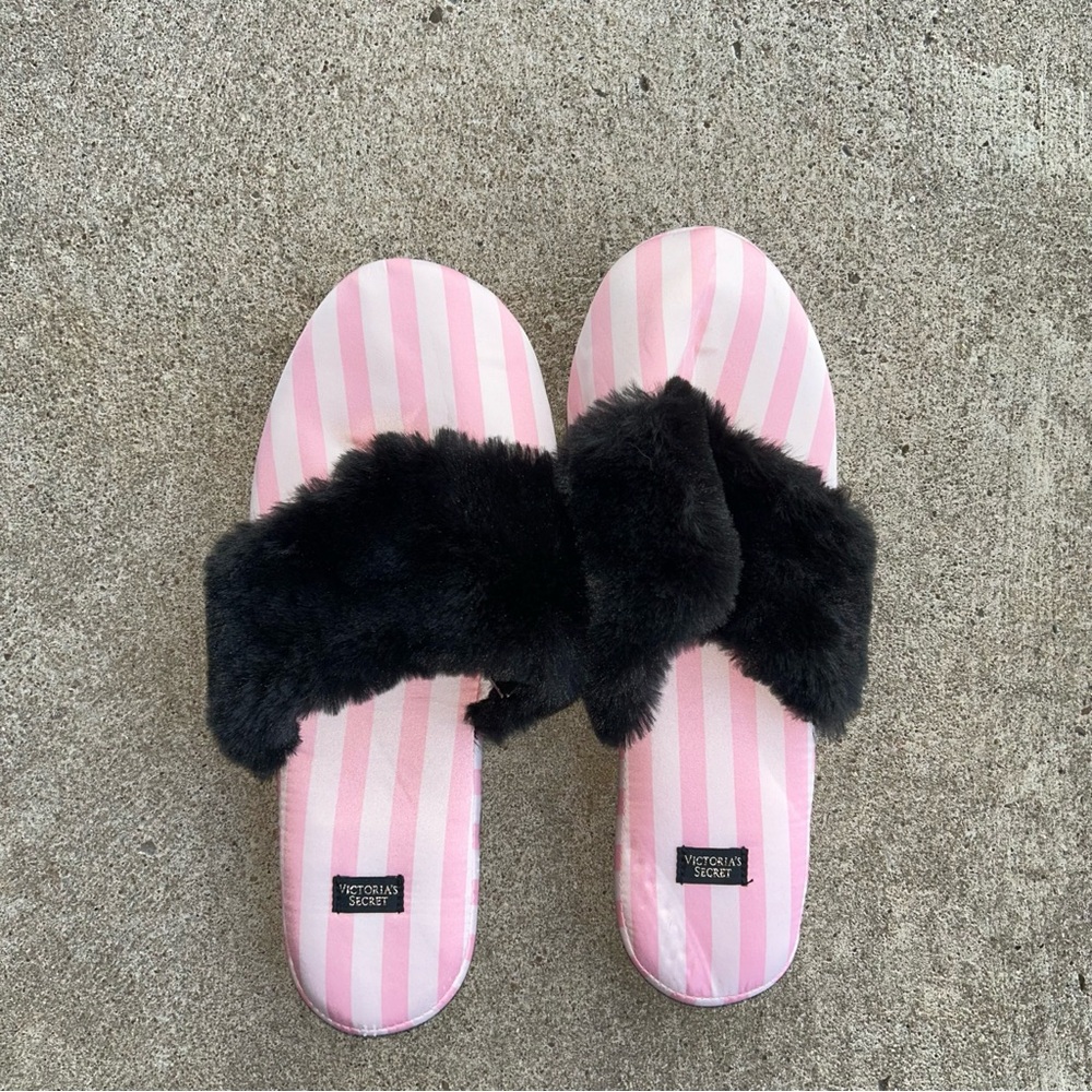 VS Pink White Striped Slippers with Black Fur Trim M Medium NEW Size 7/8 - Picture 4 of 5